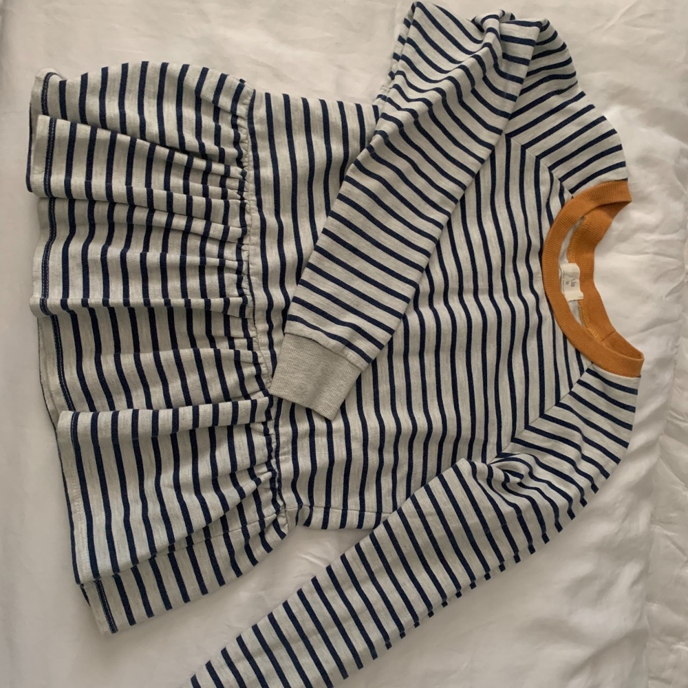 Anthropology small top